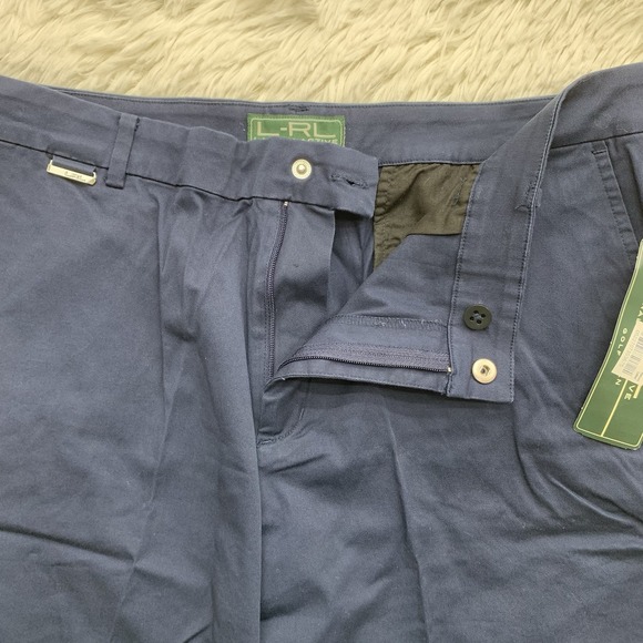 Lauren Ralph Lauren Women's Shorts Navy Blue Bermuda Mid Rise Flat Front 12 NWT - Picture 1 of 6